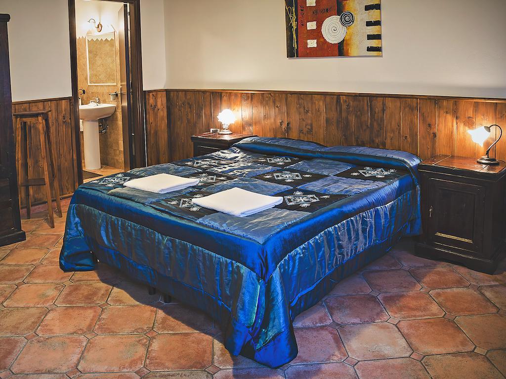 Bed And Breakfast Ichnos Cala Gonone Phòng bức ảnh