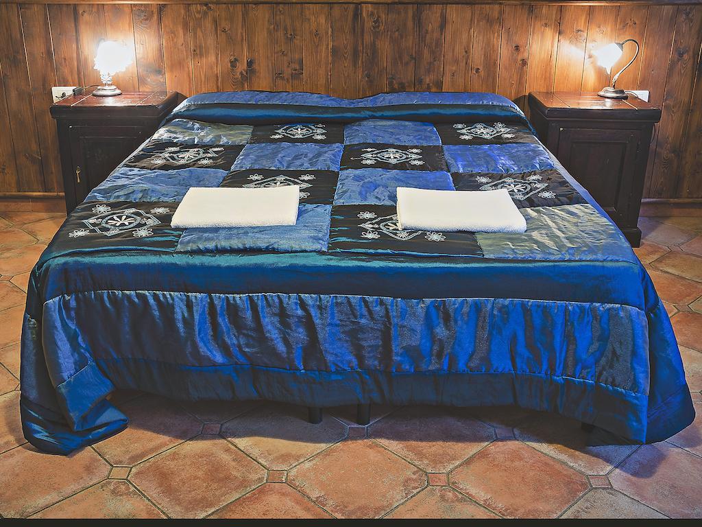 Bed And Breakfast Ichnos Cala Gonone Phòng bức ảnh