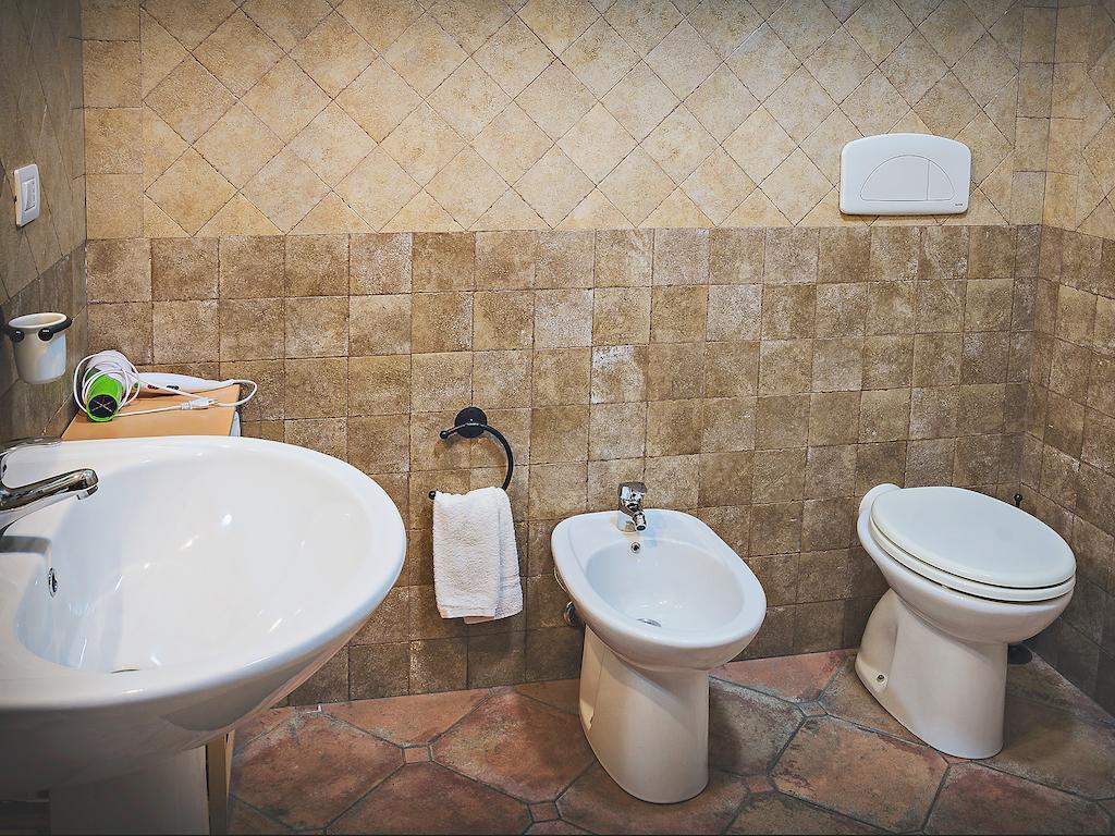 Bed And Breakfast Ichnos Cala Gonone Phòng bức ảnh