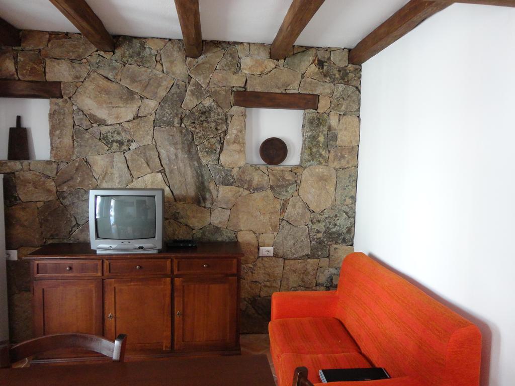 Bed And Breakfast Ichnos Cala Gonone Ngoại thất bức ảnh