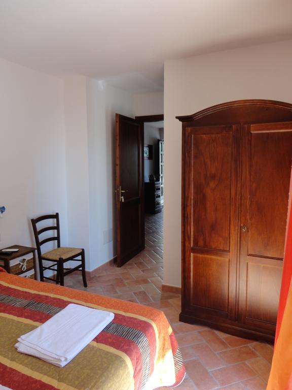 Bed And Breakfast Ichnos Cala Gonone Ngoại thất bức ảnh