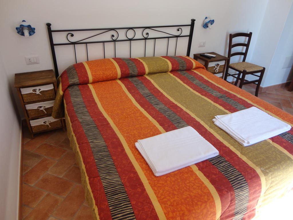 Bed And Breakfast Ichnos Cala Gonone Ngoại thất bức ảnh