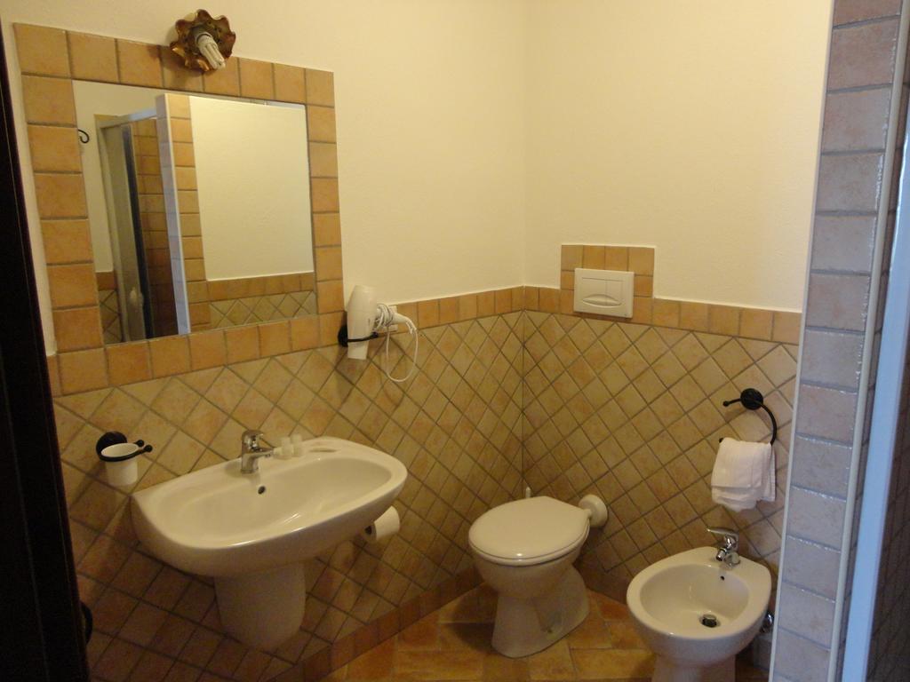 Bed And Breakfast Ichnos Cala Gonone Ngoại thất bức ảnh